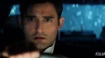 Insoniy razillik / Bechora niqobidagi vahshiy Hind kino 2002 Uzbek tilida O'zbekcha tarjima kino Insoniy tubanlik / Sevgi telbaligi razolat Full HD tas-ix skachat skrinshot 2