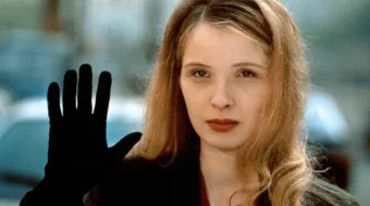 Uch rang: Oq / 3 rang: Oq Uzbek tilida 1993 O'zbekcha tarjima film Full HD skachat skrinshot 2