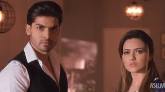 Jonli efir qurboni / Hamma narsaga sababchi sensan Hind kino 2016 Uzbek tilida O'zbekcha tarjima kino Full HD tas-ix skachat skrinshot 1