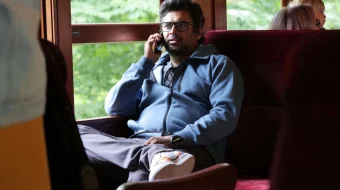 Sotqin do'st Hind kinosi Uzbek tilida 2020 O'zbekcha tarjima kino HD skrinshot 4