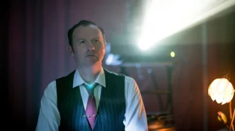 Sherlok Xolms / Sherlock / Xolmes / Holms / Holmes serial Barcha qismlar O'zbek tilida 2014 Uzbekcha tarjima skrinshot 2