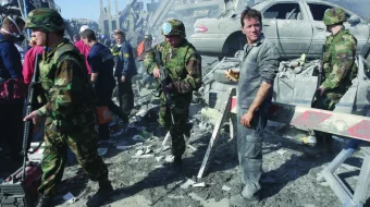 Egizak Binolar 9/11/2001 Uzbek tilida 2005 O'zbekcha tarjima kino HD skrinshot 3