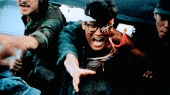 Yorqin kelajak 3: Saygondagi sevgi va o'lim Uzbek tilida 1989 O'zbekcha tarjima film Full HD skachat skrinshot 2