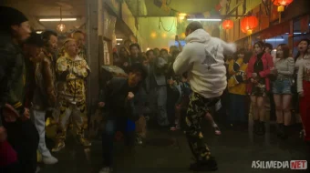 Jonli efirdagi jang / Ajoyib zarba Premyera 2026 Barcha qismlar Uzbek tilida O'zbekcha tarjima kino Full HD tas-ix skachat skrinshot 3