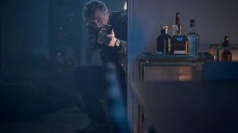 Soyalar o'yini / Qora yorug'lik / Soya o'yinlari / Qora nur Uzbek tilida O'zbekcha 2022 tarjima kino HD skrinshot 4