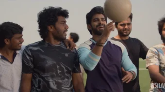 Qiz do'st / Aldangan qiz Hind kino 2025 Uzbek tilida O'zbekcha tarjima kino Full HD tas-ix skachat skrinshot 3