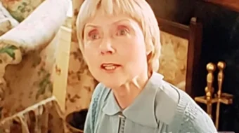 Marpl xonim: Oshkora qotillik Uzbek tilida 1985 O'zbekcha tarjima film Full HD skachat skrinshot 3