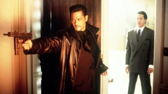 Yig'layotgan qotil Uzbek tilida 1995 O'zbekcha tarjima film Full HD skachat skrinshot 1