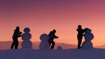 Qor parchalari Uzbek tilida 2010 O'zbekcha tarjima kino HD skrinshot 1