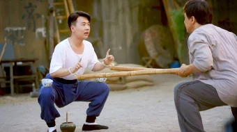 Kung-Fu tulpor / Kaskadyorlar Uzbek tilida 2023 O'zbekcha tarjima kino HD skrinshot 4