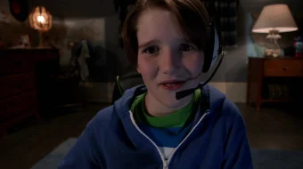 Uyda yolg'iz 5 Uzbek tilida 2012 O'zbek tarjima kino Original holda skrinshot 3