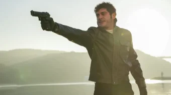 Ichimdagi begona Turk seriali Barcha qismlar 2023 2024 Uzbek tilida O'zbekcha tarjima kino Full HD tas-ix skachat skrinshot 4