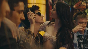 Anora Uzbek tilida 2024 O'zbekcha tarjima kino HD skrinshot 1