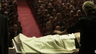 Qizil yog'du / Qizil nur Uzbek tilida 2011 O'zbekcha tarjima kino HD skrinshot 2