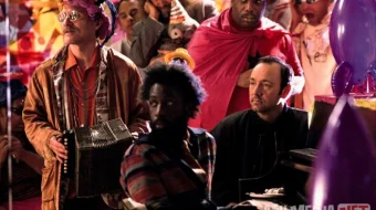 G'ayrioddiy bemor / K-Pax sayyorasi Uzbek tilida 2001 O'zbekcha tarjima kino HD skrinshot 1