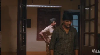 Qora Niqob / Sattam En Kaiyil 2024 Hind kino HD Uzbek tilida Tarjima kino Skachat skrinshot 4