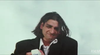 Qalb qotili / Qurol / Asbob-uskuna / Auzaar Hind kino 1997 Uzbek tilida O'zbekcha tarjima kino Full HD tas-ix skachat skrinshot 4