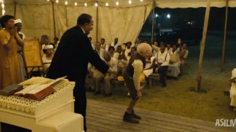 Benjamin Battonning g'aroyib hayoti / Benajamin Buttonning sirli umri 2008 Premyera Uzbek tilida O'zbekcha tarjima kino Full HD tas-ix skachat skrinshot 1