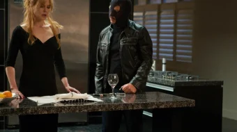 Yolg'on ostidagi sir Uzbek tilida 2011 O'zbek tarjima kino HD skrinshot 2