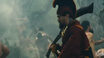 Urush boshlig'i / Jang ustasi Premyera 2025 Barcha qismlar Urush sardori Uzbek tilida O'zbekcha tarjima kino Full HD tas-ix skachat skrinshot 1