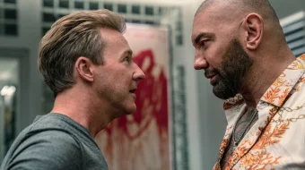 Qindan chiqqan pichoq 2: Shisha piyoz / Xarlan Trombining sirli o'limi 2 / Sirli o'lim izidan 2 Uzbek tilida 2022 O'zbek tarjima kino HD skrinshot 1