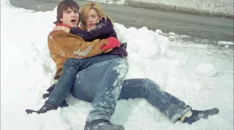 Kelin-Kuyov / Yangi turmush qurganlar Uzbek tilida 2003 O'zbekcha tarjima kino HD skrinshot 2