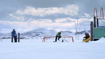 Qor parchalari Uzbek tilida 2010 O'zbekcha tarjima kino HD skrinshot 3