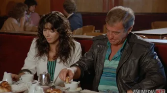 Qonundan Tashqarida 1983 Uzbek tilida O'zbekcha tarjima kino Full HD tas-ix skachat skrinshot 3