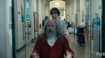 Yangi yilni qutqaramiz / Qorboboni qutqaring 2023 Uzbek tilida O'zbekcha tarjima kino Full HD tas-ix skachat skrinshot 1