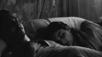 Ma'buda Hind kinosi Uzbek tilida 1960 O'zbekcha tarjima kino HD skrinshot 2