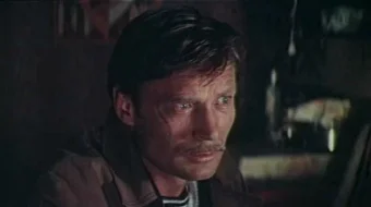 Yolg'izlarga yotoqxona beriladi SSSR kinosi Uzbek tilida 1983 O'zbekcha tarjima kino HD skrinshot 3