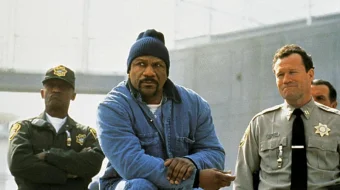 Bo'ysunmas 1 / Boyka 1 / Kelishuv yo'q va bo'lmaydi Uzbek tilida 2002 O'zbekcha tarjima kino HD skrinshot 4