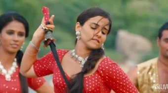 Onasi voz kechgan qiz Hind kino 2011 Uzbek tilida O'zbekcha tarjima kino Nopok sur'at / Iflos rasm / Rasvo kartina Full HD tas-ix skachat skrinshot 4