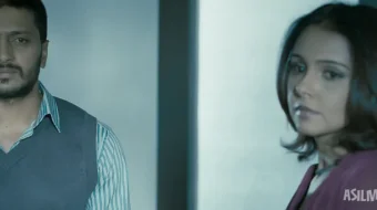 Telekanallar jangi / Rann: Jang maydoni Hind kino 2010 Uzbek tilida O'zbekcha tarjima kino Full HD tas-ix skachat skrinshot 3