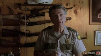 Tutunli olovlar / Tutunli signallar Uzbek tilida 1998 O'zbekcha tarjima film Full HD skachat skrinshot 1