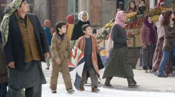 Shamol ortidan yugurib / Shamollar izidan Quvib Eron Kino Uzbek tilida 2007 O'zbekcha tarjima kino HD skrinshot 2