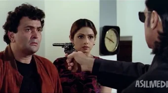 Haqiqat va yolg'on / Rost yoki yolg'on Hind retro filmi 1997 Uzbek tilida O'zbekcha tarjima kino Full HD tas-ix skachat skrinshot 1