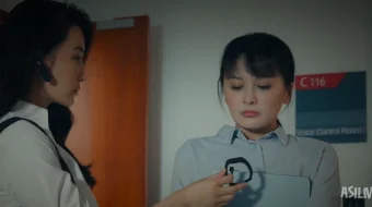 Garovdagi qiz: Ozodlik bahosi / Garovga olingan: Qutqarish narxi 2025 Uzbek tilida O'zbekcha tarjima kino Full HD tas-ix skachat skrinshot 1