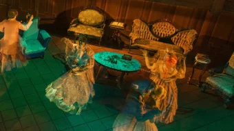 Arvohli uy / Sharpalar uyi / Ruhlar saroyi Uzbek tilida 2023 O'zbekcha tarjima film Full HD skachat skrinshot 1