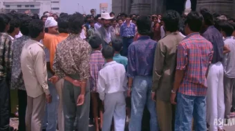 Raju - Jentelmen bo'ldi / Jentelmenning orzulari / Taqdir burilishi 2 Hind kino 1992 Uzbek tilida O'zbekcha tarjima kino Full HD tas-ix skachat skrinshot 4