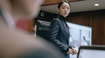 Aybsiz Aybdor / Begunoh Janubiy Koreya filmi Uzbek tilida 2020 O'zbekcha tarjima kino HD skrinshot 3