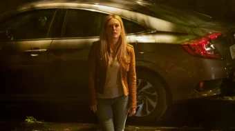 Deraza Qarshisidagi Ayol Uzbek tilida 2021 O'zbek tarjima tas-ix skachat skrinshot 1