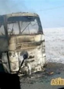 Қозоғистонда яна фожиа. Автобусда ёниб кетганлар Ўзбекистон фуқаролари бўлгани тасдиқланди
