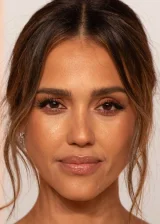 Джессика Альба