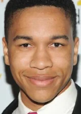 Аарон Мотен