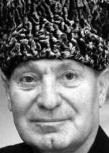 Махмуд Эсамбаев