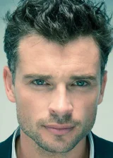 Том Уэллинг