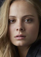 Афина Стрейтс