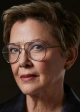 Аннетт Бенинг