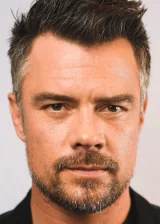 Джош Дюамель